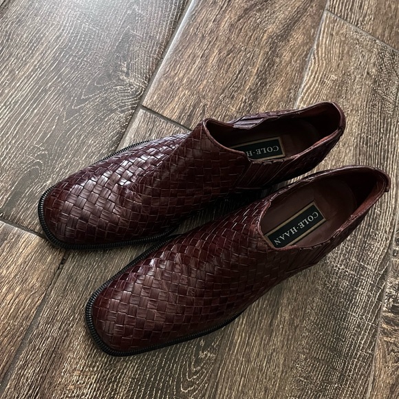 COLE HAAN leather woven brown loafers - Picture 3 of 16
